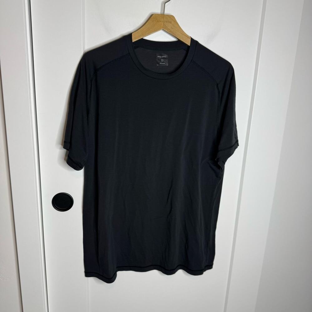 Hill City Black Crewneck Lightweight Breathable Short Sleeve Tshirt Size Large